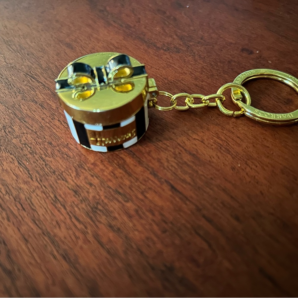 Harrods Hatbox bag charm keychain